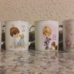 Vintage Precious Moments Set Of Four Coffee Mugs