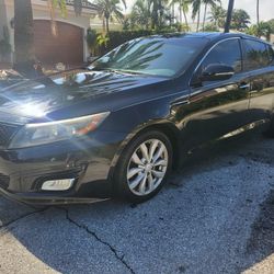 2014 Kia Optima 123000 Miles. Financing. Bad Credit Ok