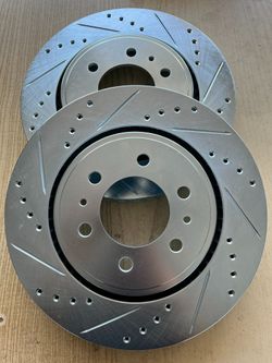 Lincoln Navigator 07–08-09-10-11-12-13-14-15-16-17-18-19-20-21 Front Drill Slot Rotors Ceramic Pads