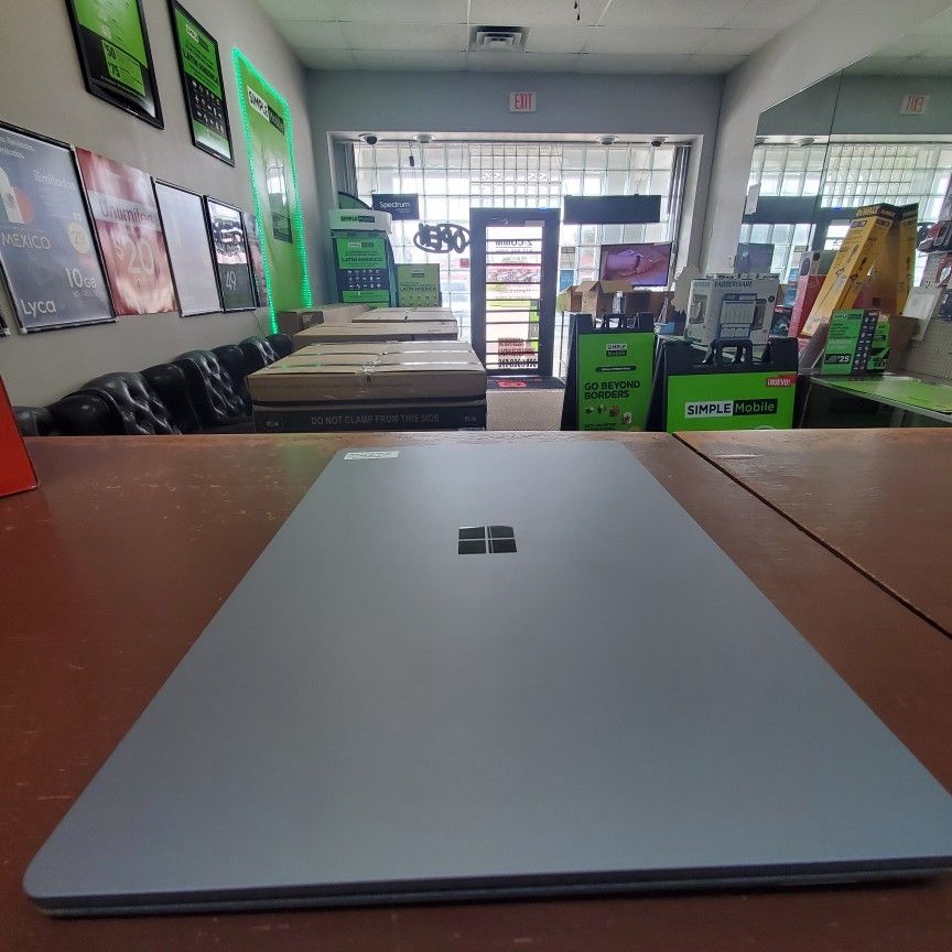 Surface Laptop 4 - 16Gb Ram 512Gb SSD Touch Screen - Like New