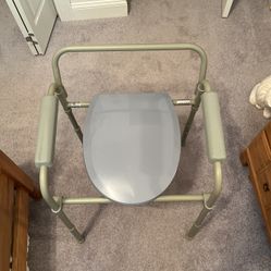 Bedside Portable Commode NEW