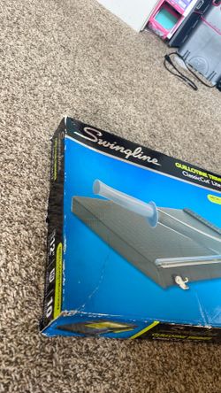 Swingline ClassicCut Lite Guillotine Paper Trimmer