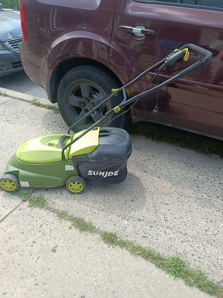 Sun Joe Corded Lawn Mower