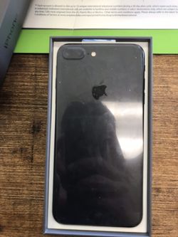 Carrier unlocked iPhone 7 Plus 32 gb $260.00