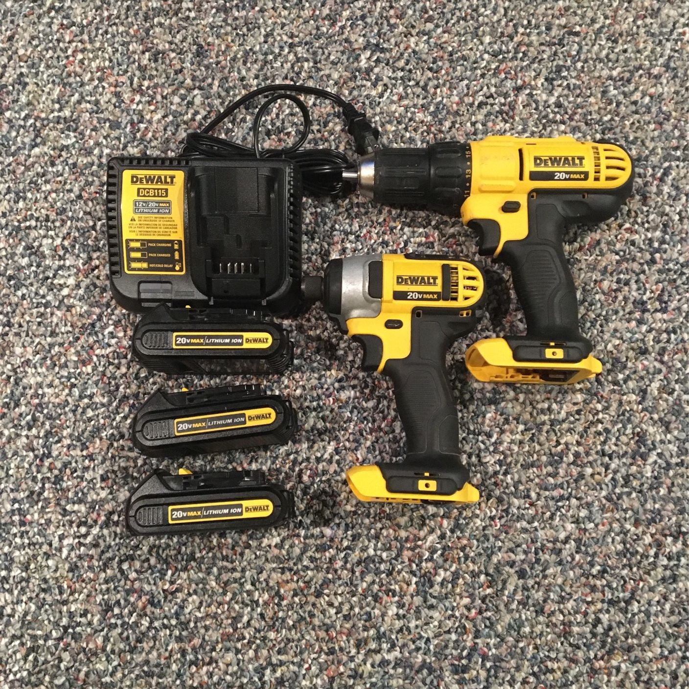 Dewalt 20v Max Li-Ion Cordless Drill/Driver & Impact Driver Combo Kit