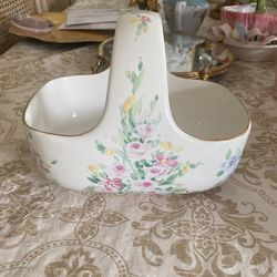 Ceramic Basket 