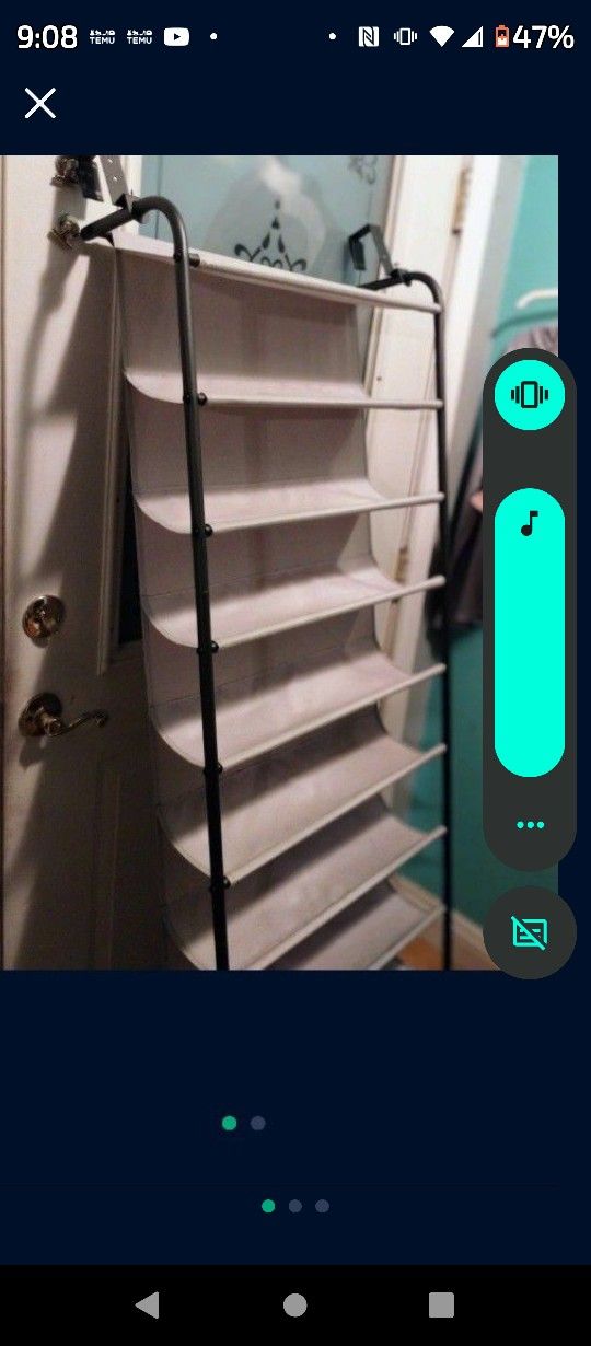 33 Shoe..Shoe Rack Fits On Back Of Door..Good Condition!..Organazation