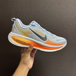 Nike Vomero 18 ( Men’s)