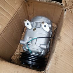 New A/C Compressor TM 31
