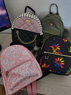 Cute backpacks!!