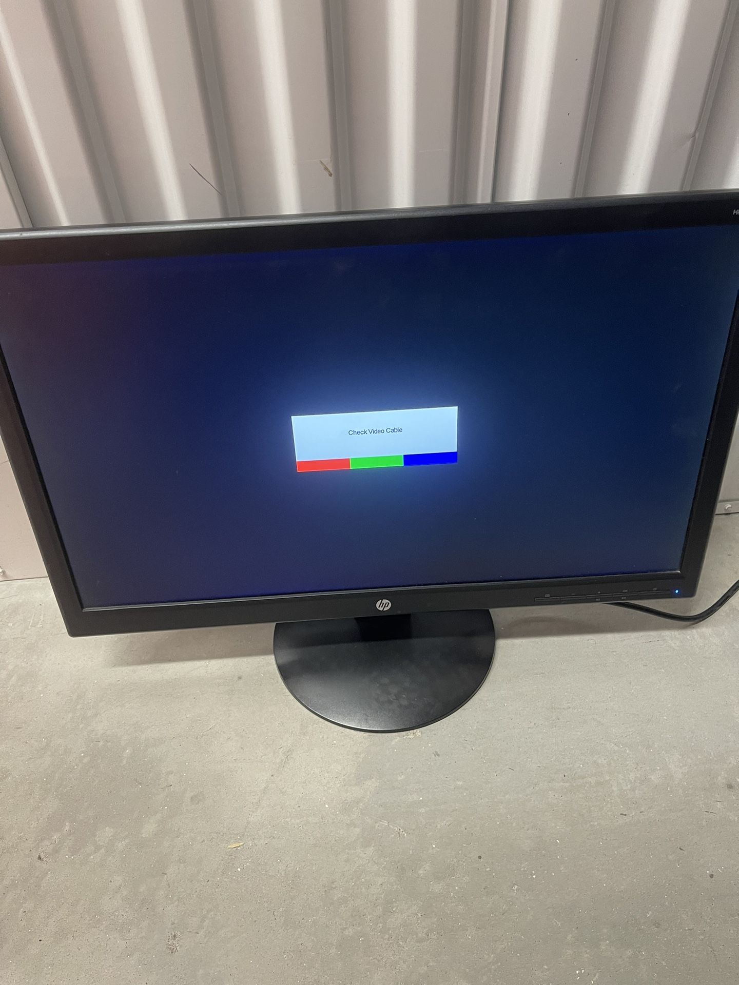 Hp 24 Inches Monitor Works Grat Has Power/computer Cables