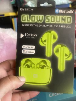 Ear Buds Glow In The Dark 