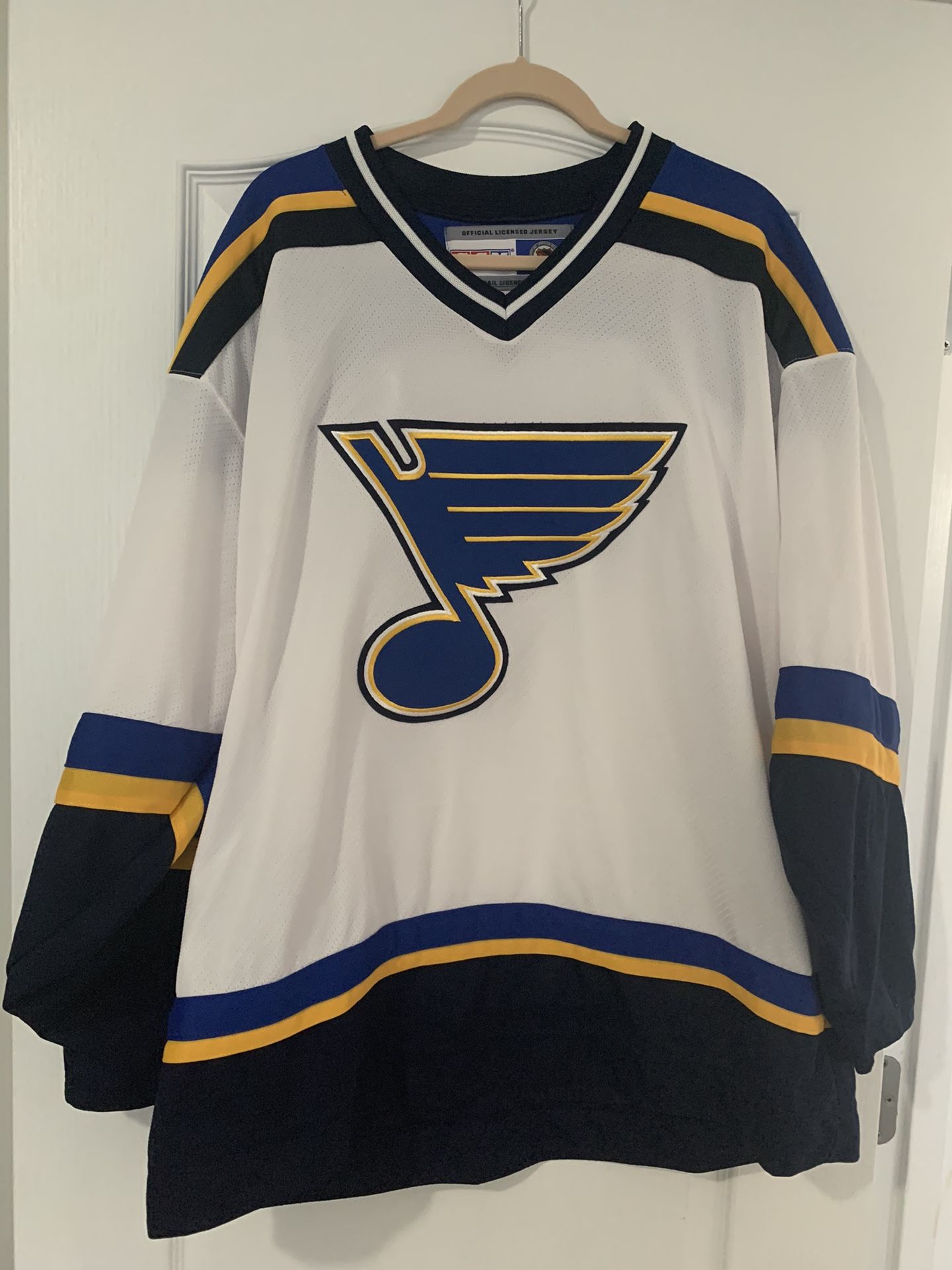 XL Authentic Blues Jersey Great Condition