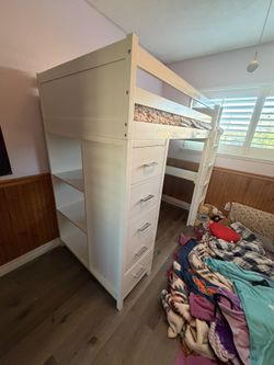 Kids Twin Bed