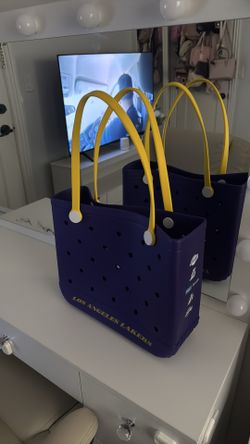 Lakers Giveaway Bag 2026