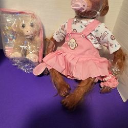 Baby monkey and playpan 