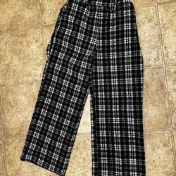 ***PENDING Large Checkered Pants