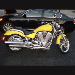 2003 Victory Vegas (low mileage)