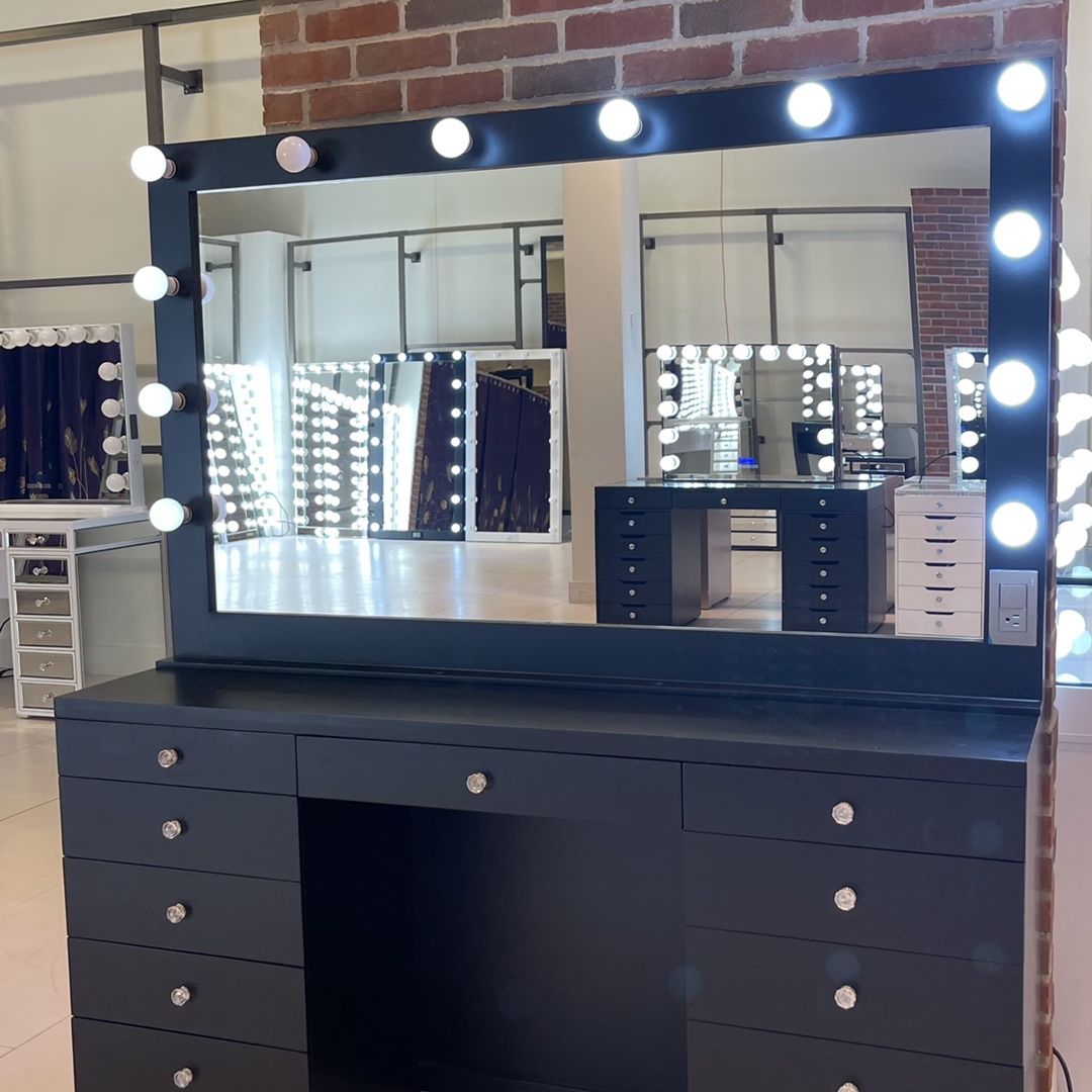 Makeup 💄 Vanity Hollywood Mirror