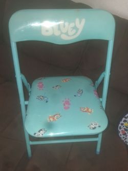 Bluey chair$12