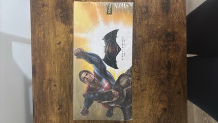 Batman v Superman Dawn of Justice 36-Pack Box of eraser