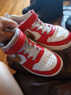 Boy shoes