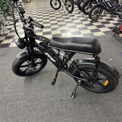  E-Bike for Work & Fun | Smooth Ride | Ready to Go