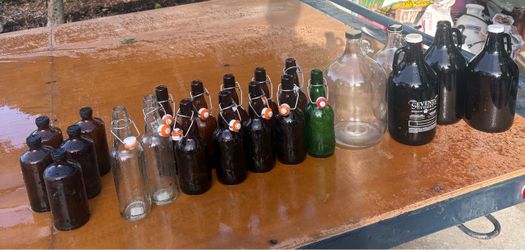 Mixed Glass Bottle and Growler Lot