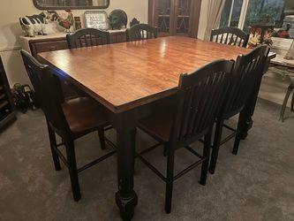 Dinning Table