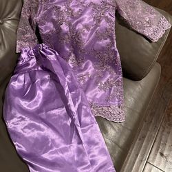 Little Girls  3-4 Yrs Old