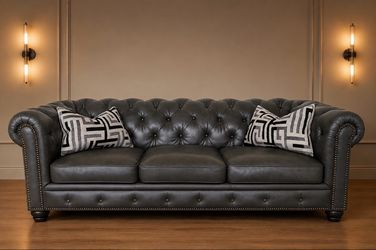 Hutchison (Chesterfield) Leather Sofa