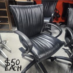 BLACK LEATHER DESK CHAIR 