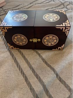 Jewelry boxes