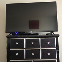 TCL 43 Inch Television