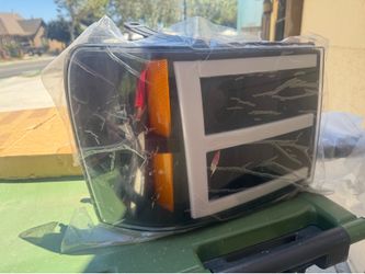 Chevy Silverado  headlight assembly