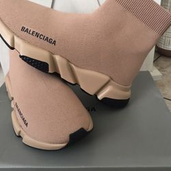 Balenciaga Woma Shoes Size 7.5/8