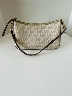 MK jet set travel Medium zip pouchette vanilla and acorn color palette purse