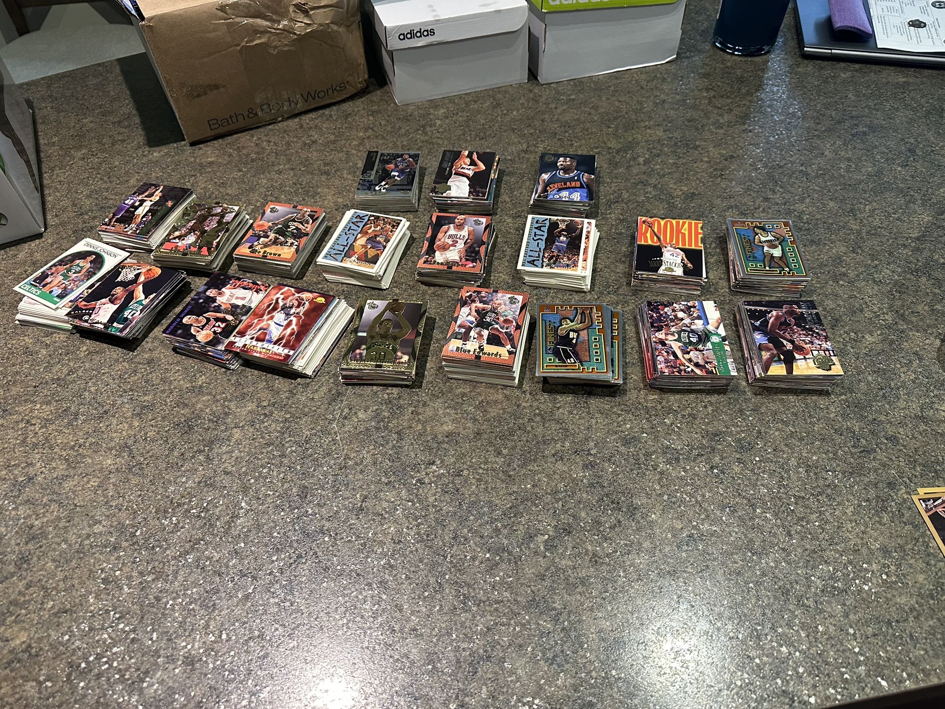 1000 Basket Ball Cards From The 1990s