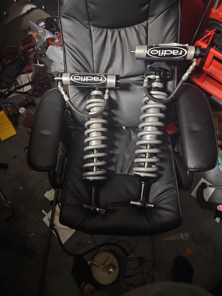 2.5 Radflo Oem Coilovers For 2015 -2023 Chevy Colorado Zr2