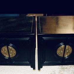 2 pc. Rare To Find Pair of Chinoiserie Nightstands/Side Tables/End Tables by Century Furniture
