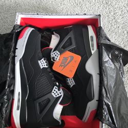 Jordan 4 