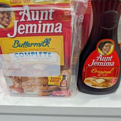 Aunt Jemima Buttermilk 🥞 Pancake Mix (2lbs) & Bottle Of Syrup 