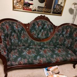 Invention Antique Couch