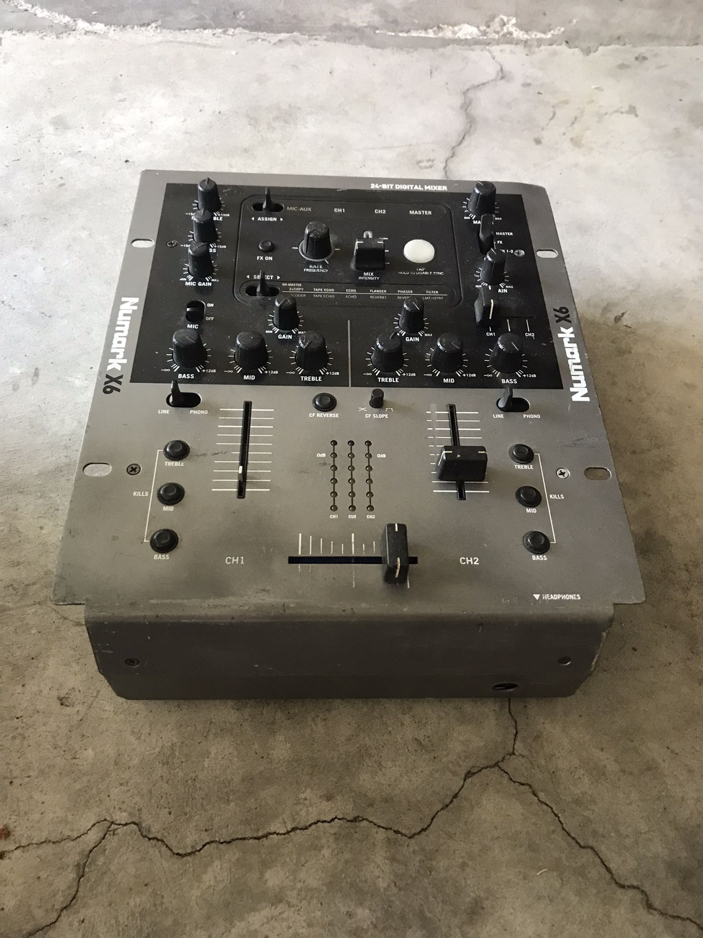 Numark X6 DJ Mixer for Sale in Santa Ana, CA - OfferUp