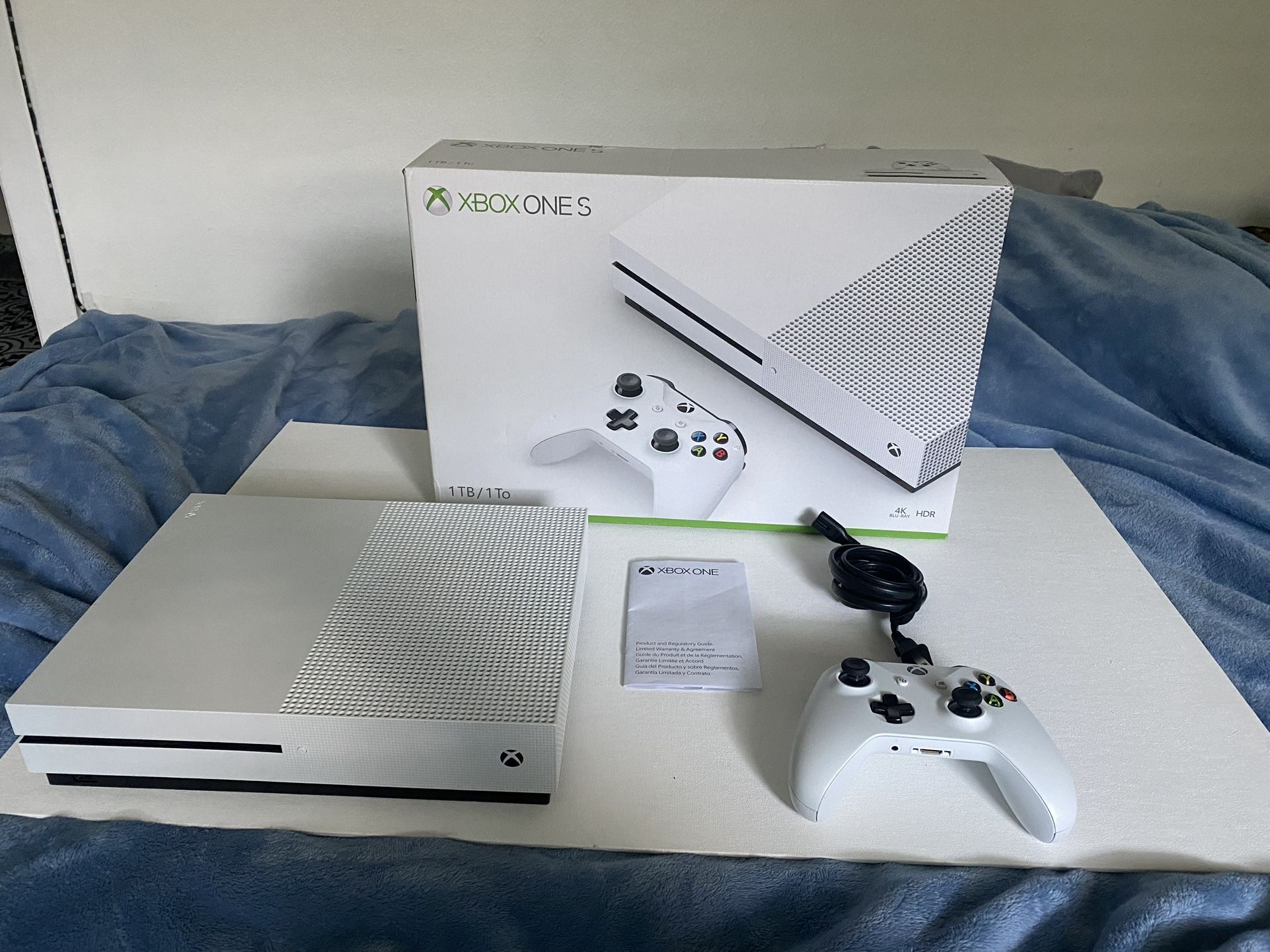 Xbox One S with box, power cord, original controller