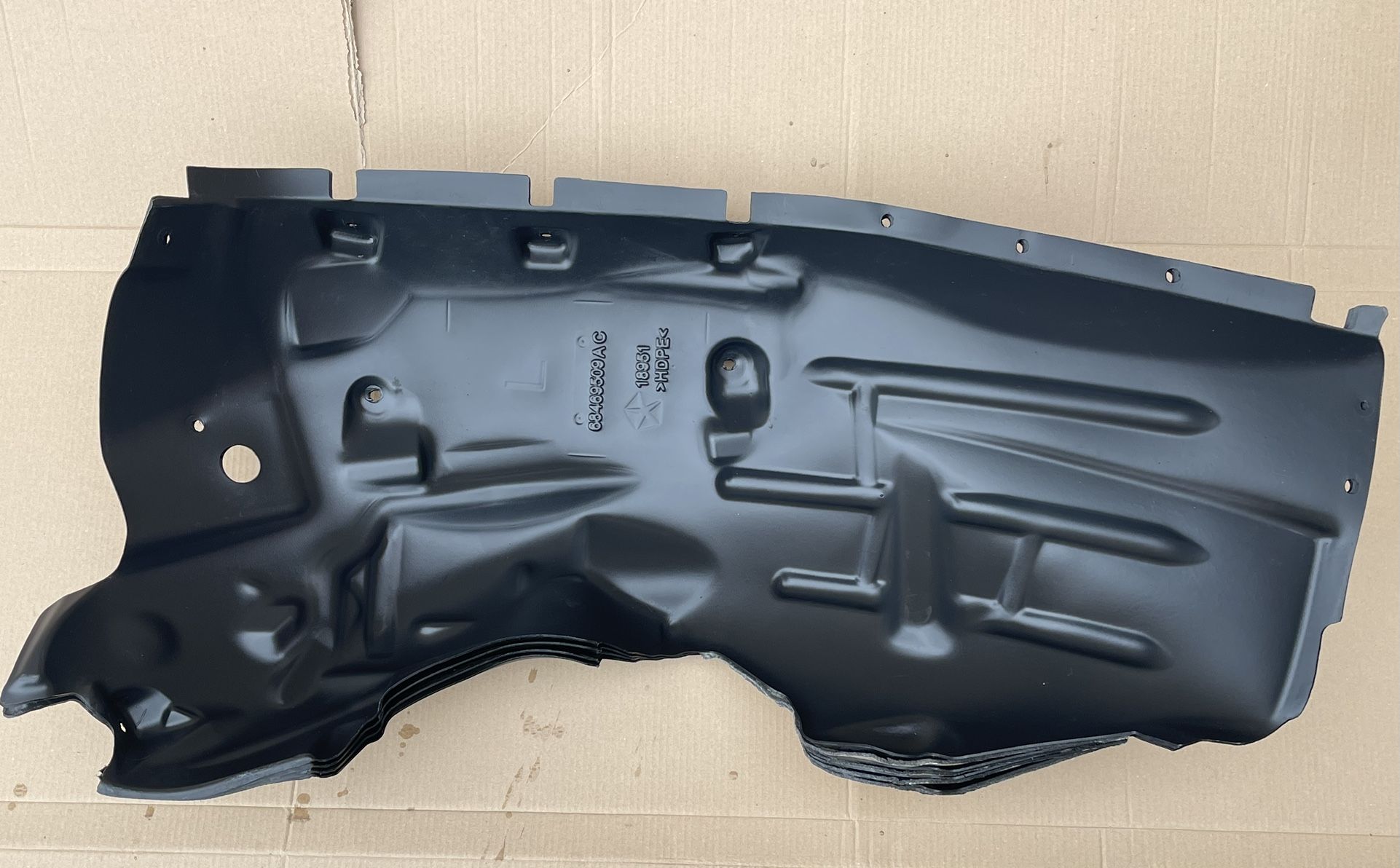 2021-2024 Jeep Wrangler Right Wheel Housing Fender Liner OEM