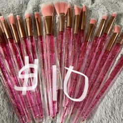 Makeup Brushes 