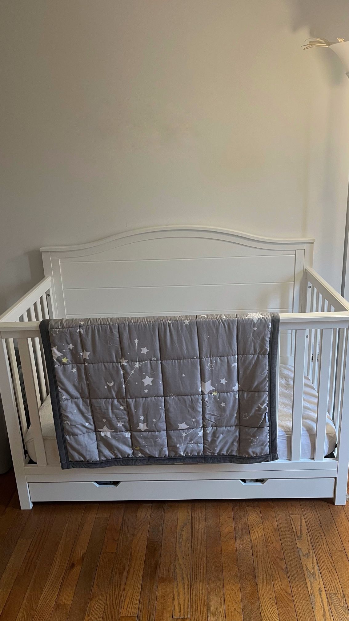 Crib + mattress