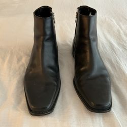 Men’s Zippered Chelsea Boots 