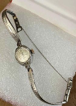 Reloj mujer stainlend joyería antigua funcionando
